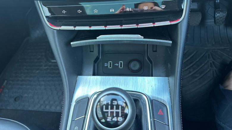 MG Hs 1.5 T-GDI Exclusive 5dr Petrol Hatchback